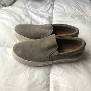 Steve Madden Gills woman’s suede sneakers sz 7